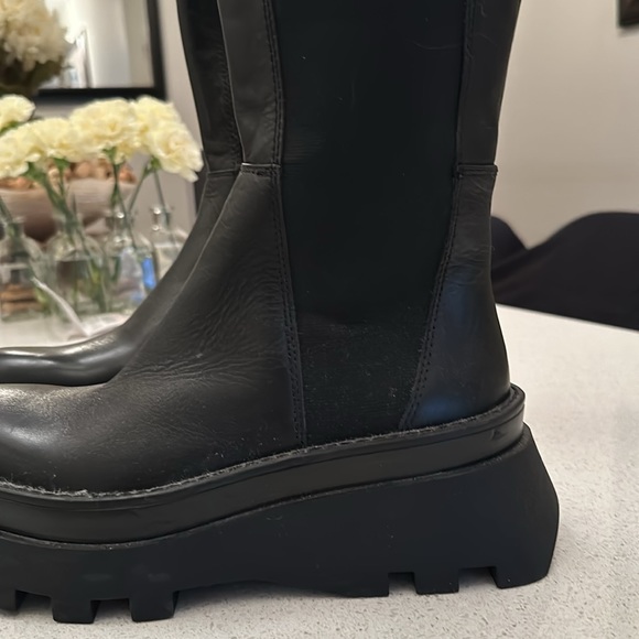 Zara Tall Boots - Picture 3 of 9